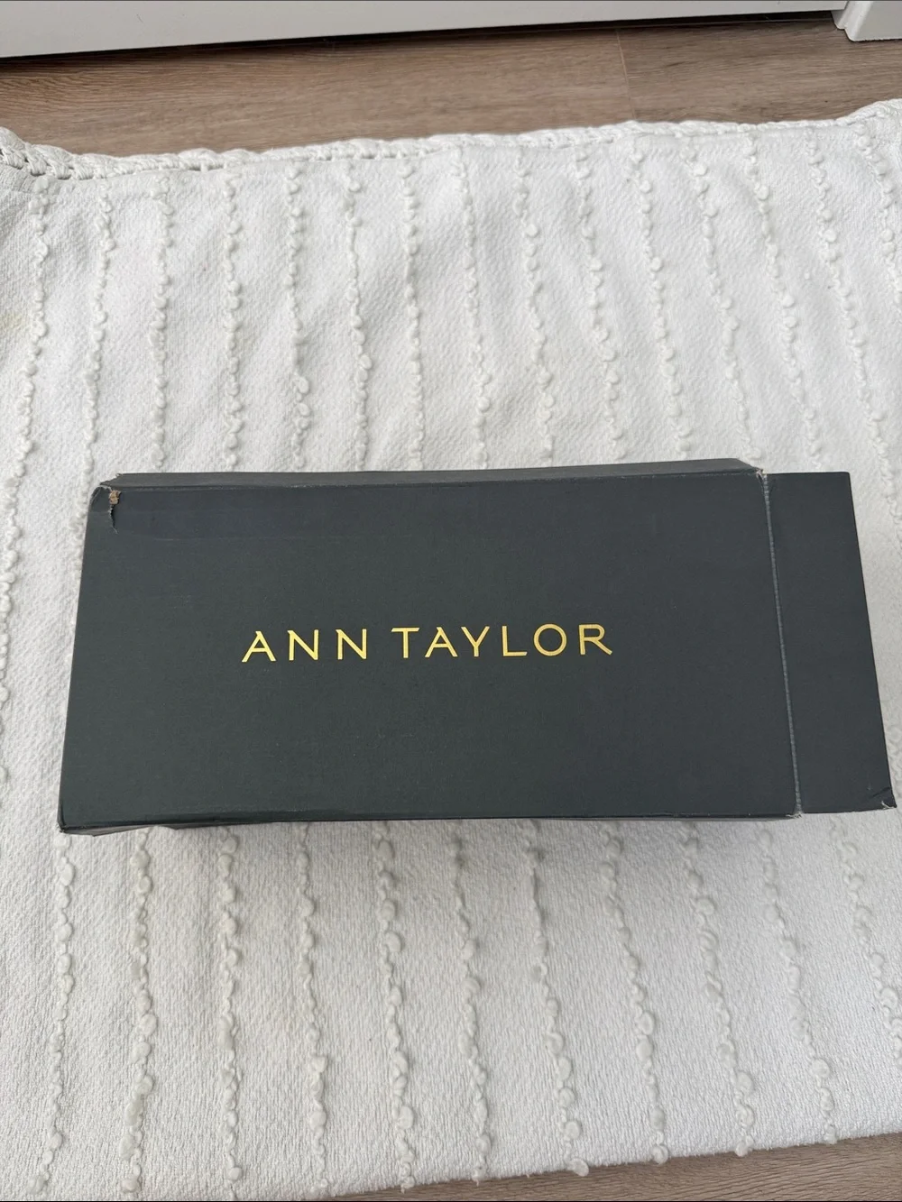 Ann Taylor Woven Espadrille Slip-On Flats in Tan